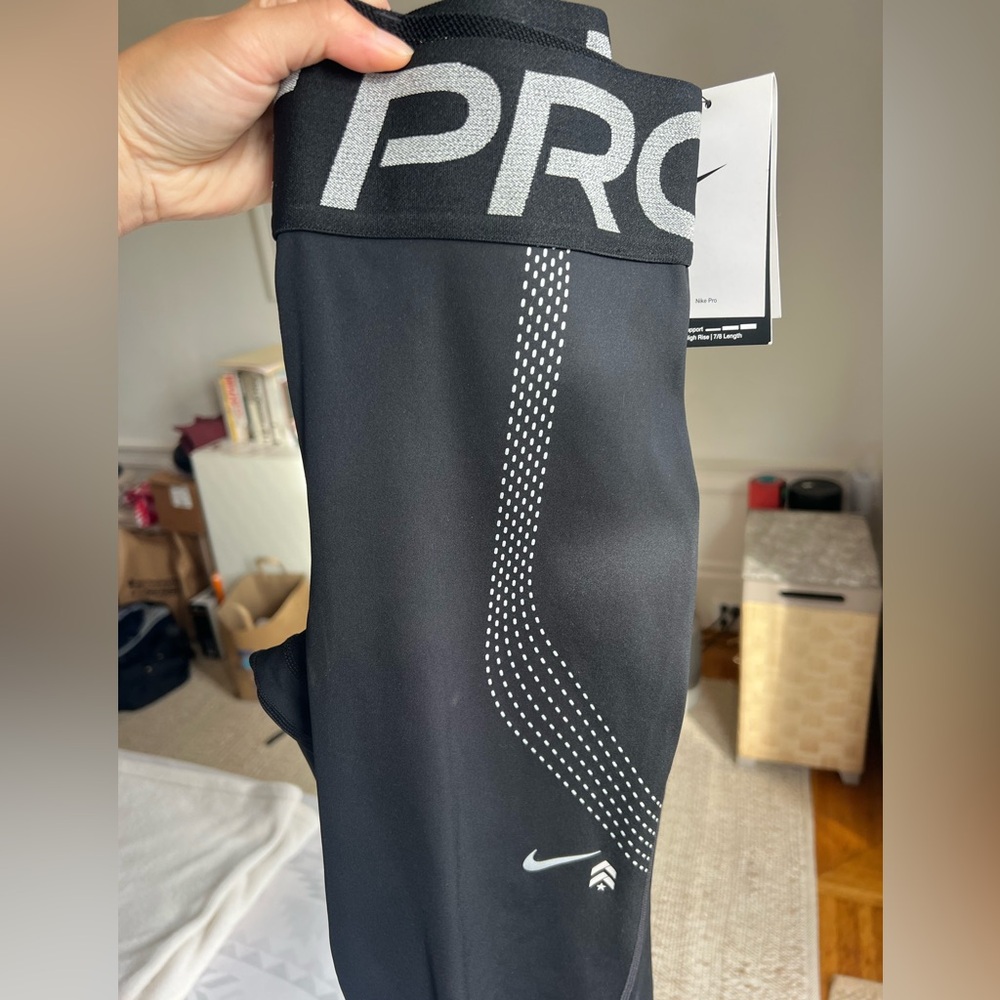 Nike Fit Pro Black Athletic Leggings